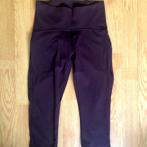 Lululemon burgundy Capri leggings - Picture 2 of 4